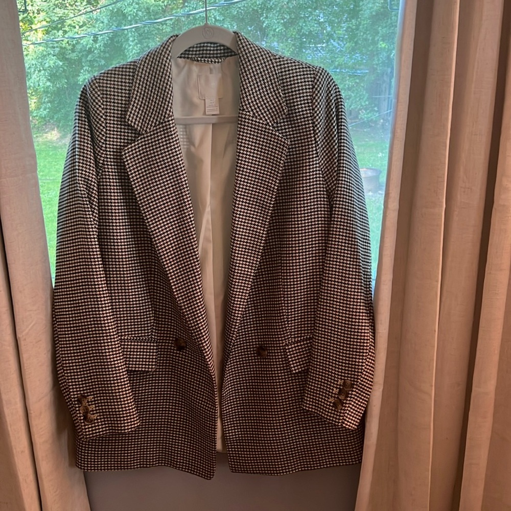 Oversized H&M houndstooth blazer